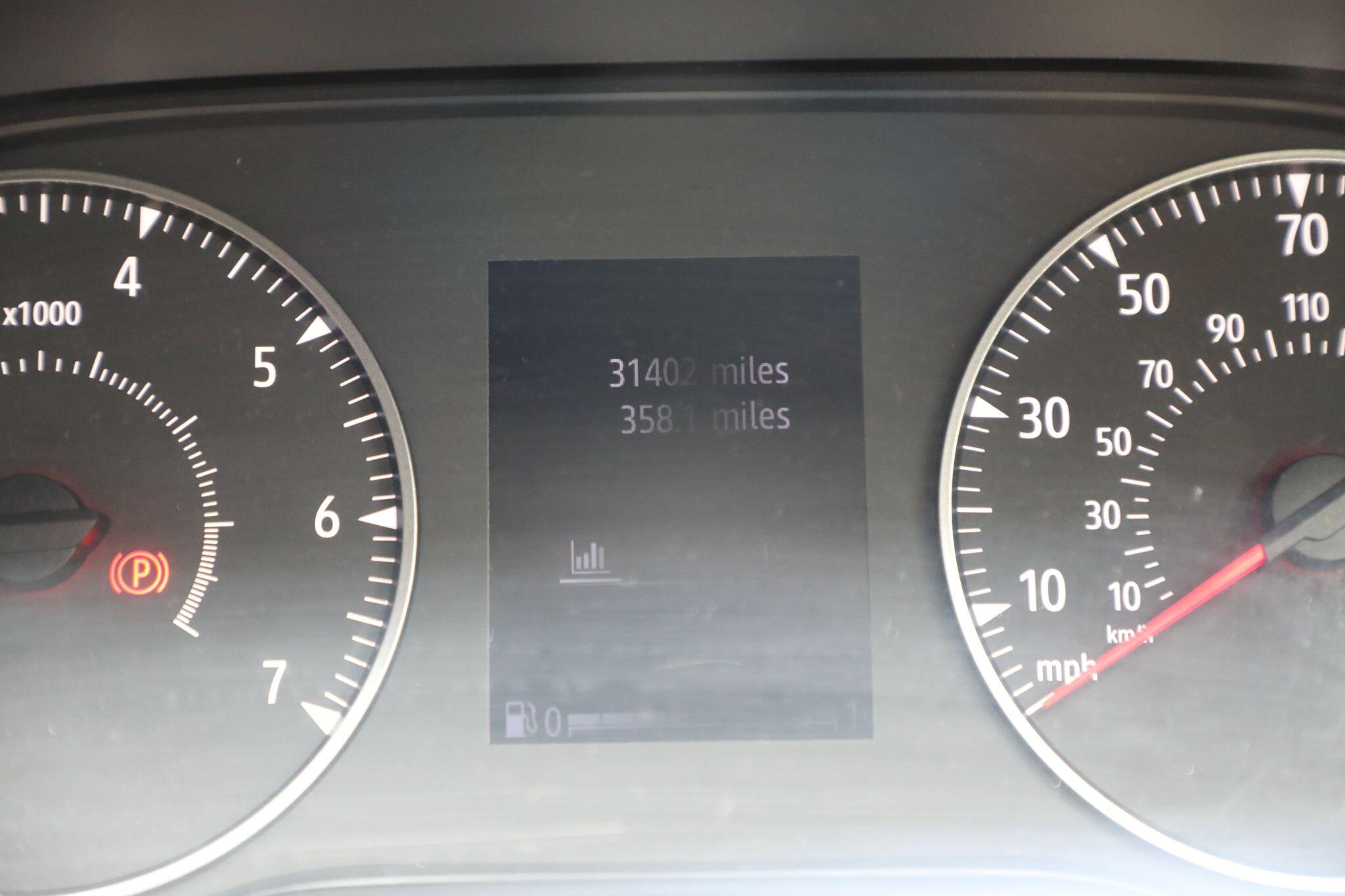 Large vehicle image